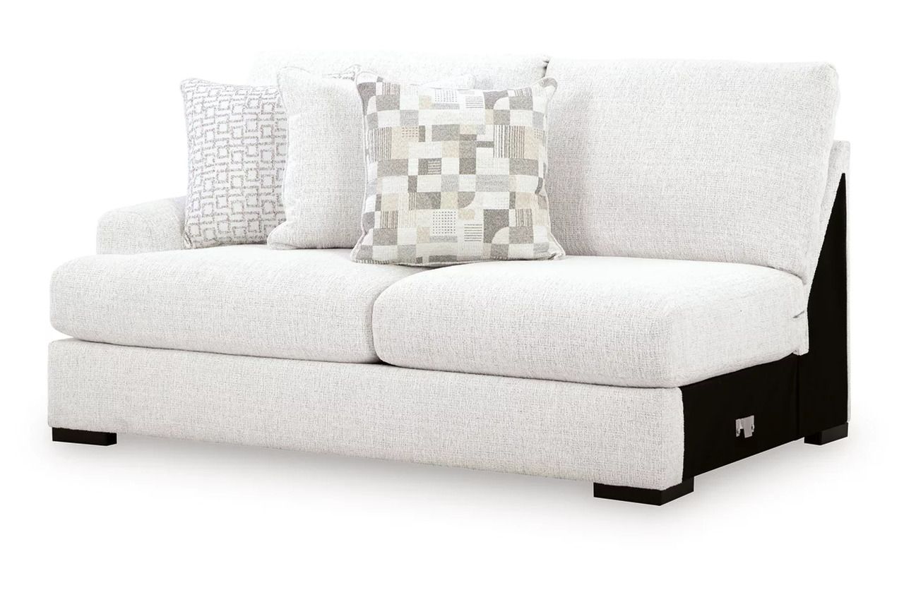 Kendrie 2-Piece Sectional Sofa RAF Chaise In Chalk NC66906S2