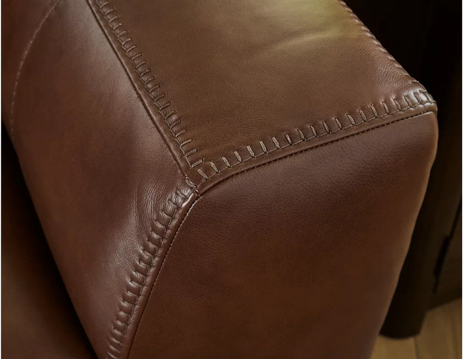 Creazzo Loveseat In Canyon NC7290735