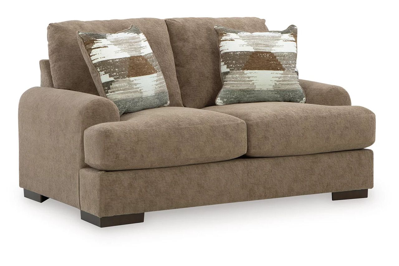 Meadowleaf Loveseat In Pecan NC8150535