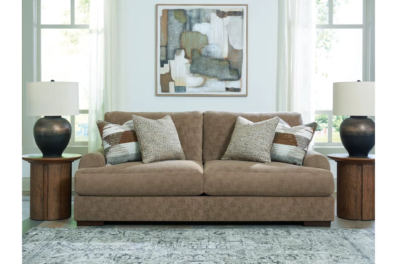 Meadowleaf Sofa In Pecan NC8150538