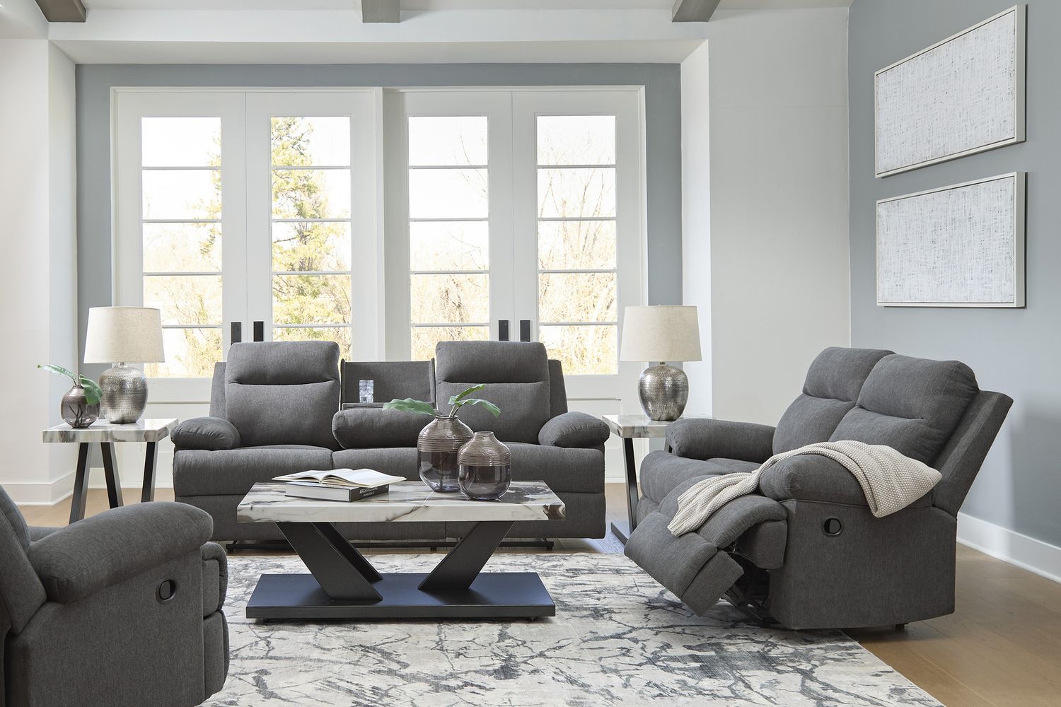 Yarrow Lane Reclining Sofa with Drop Down Table In Charcoal NC9140689