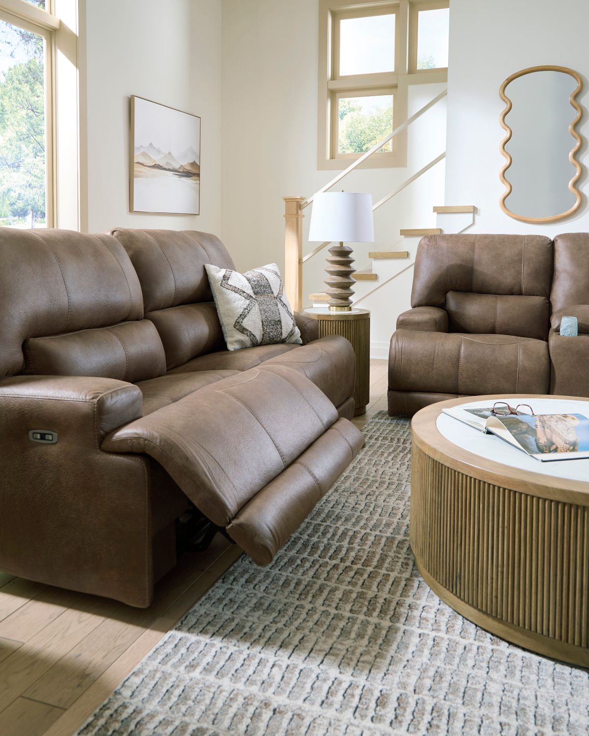 Bealeaf Power Reclining Loveseat with Console In Earth NC9180218