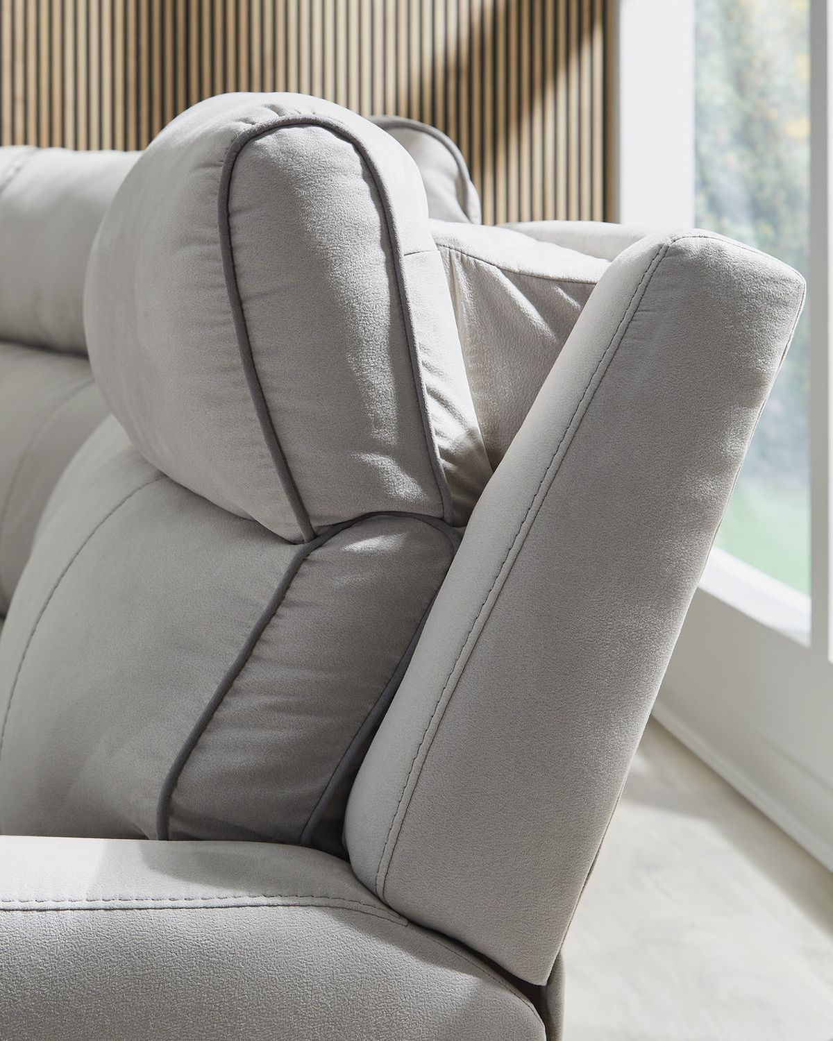 Tealwell 3-Piece Power Reclining Sectional Sofa In Pearl and Ash NC98802S1