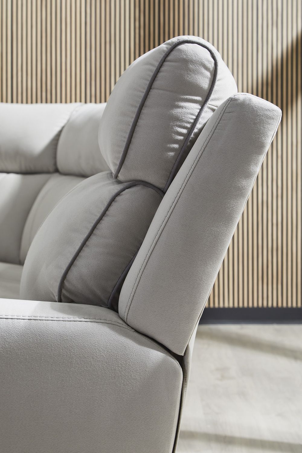 Tealwell 3-Piece Power Reclining Sectional Loveseat In Pearl and Ash NC98802S3