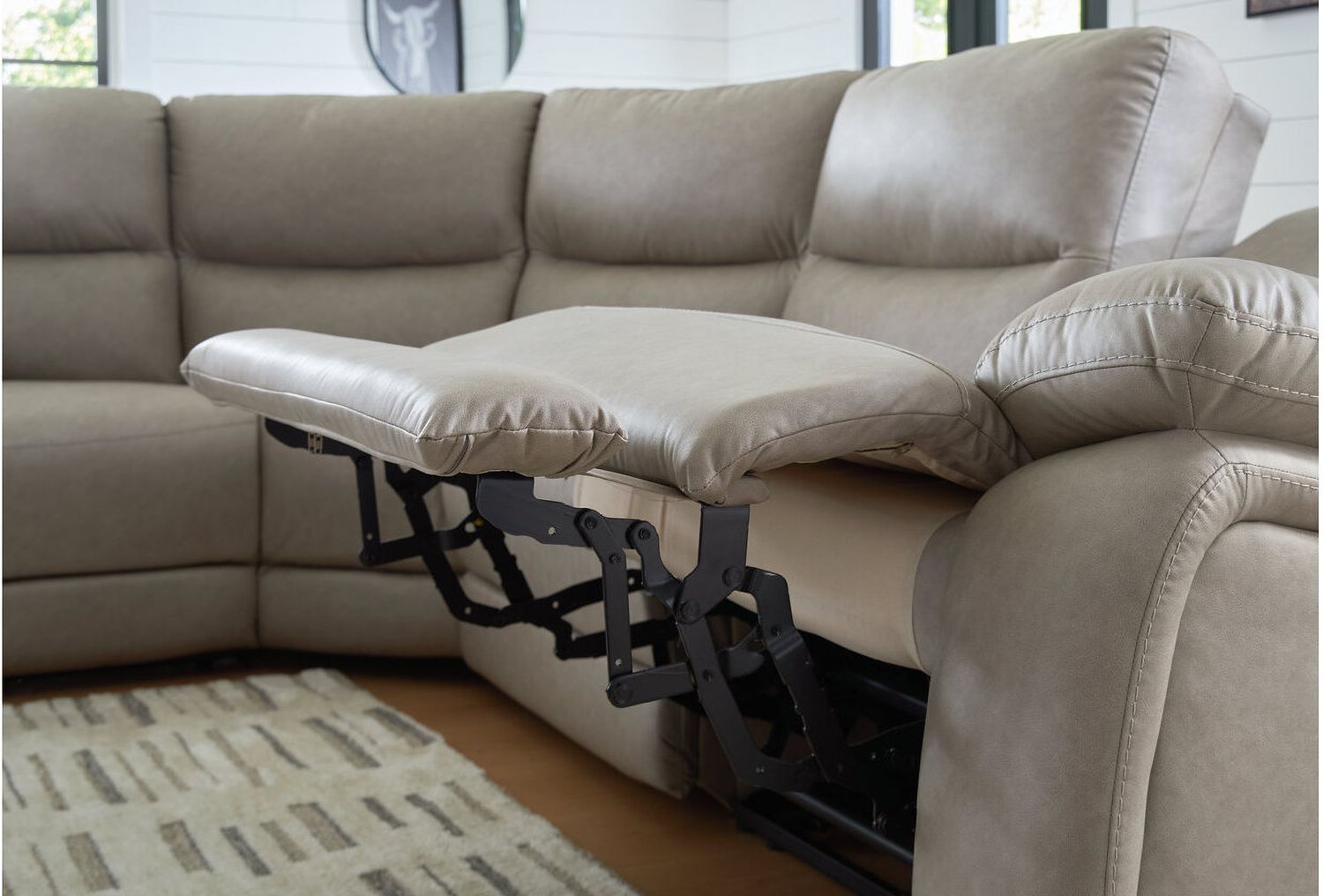 Bearmonte 6-Piece Reclining Sectional with Storage Console In Pebble NC99201S36