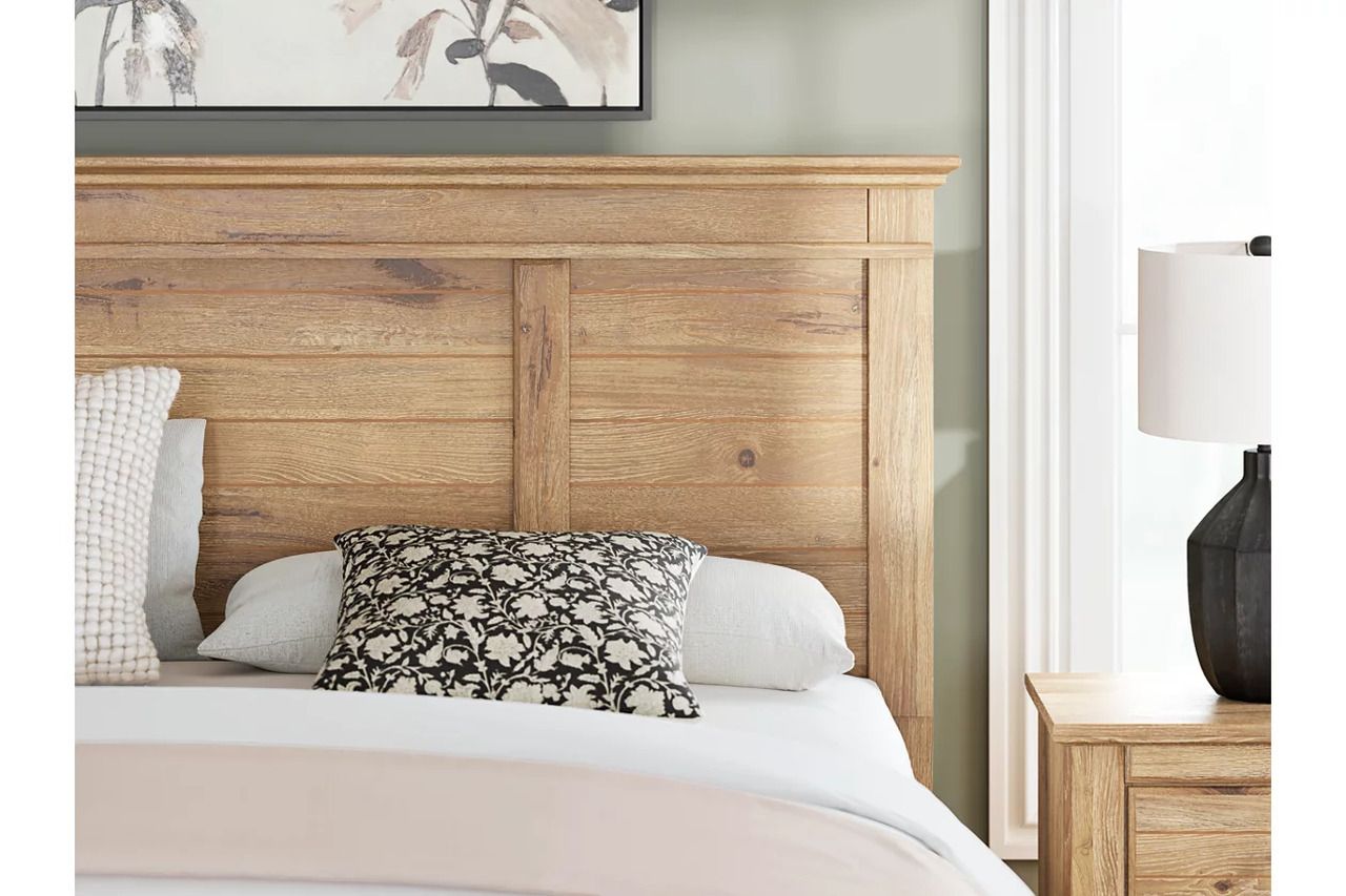 Allihauser King Panel Bed In Tan NCB1170B12