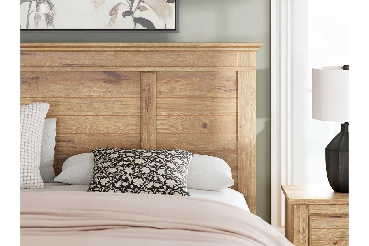Allihauser King Panel Storage Bed In Tan NCB1170B13