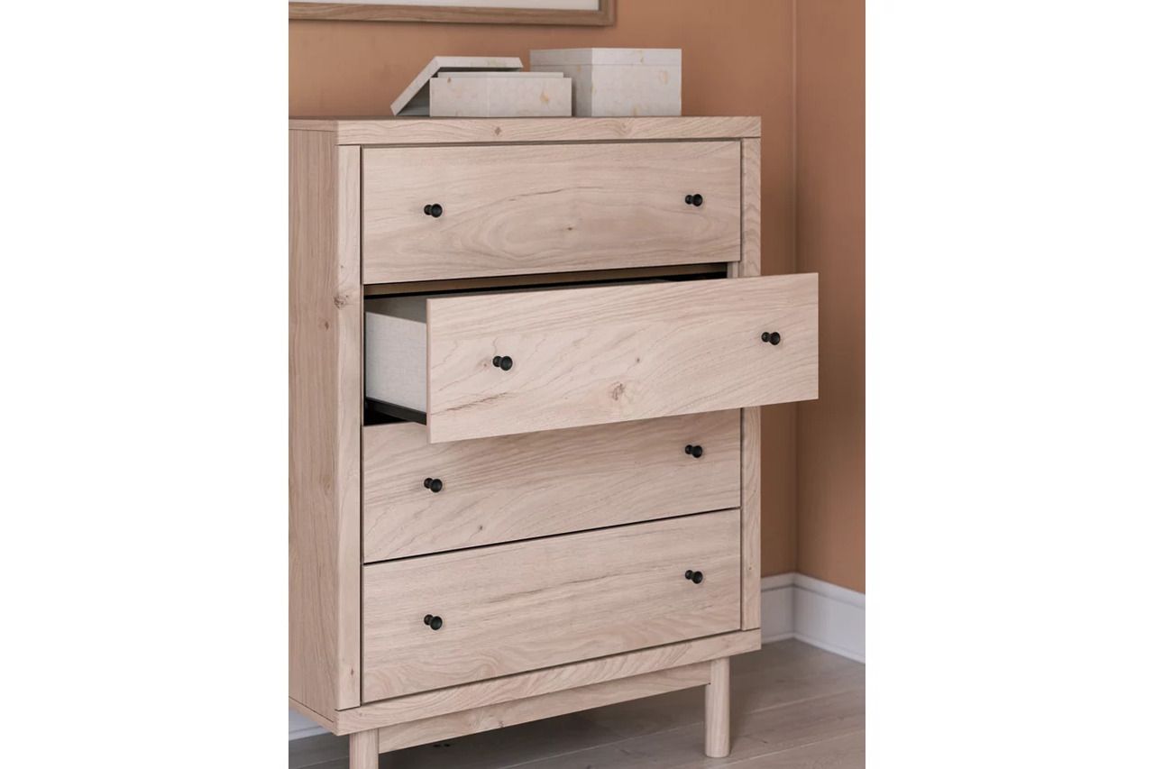Birkmore Chest of Drawers In Tan NCB1566244