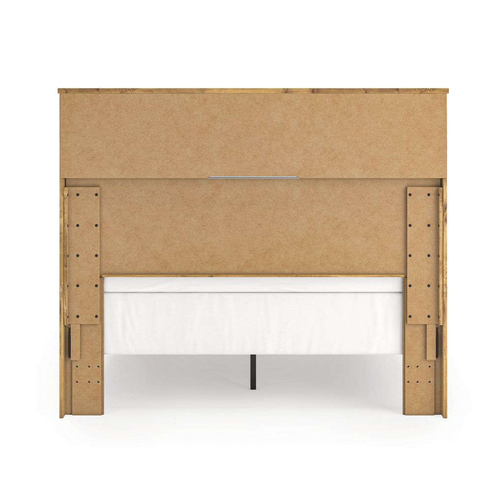 Hastiport Queen Panel Bed In Brown NCB1580B4