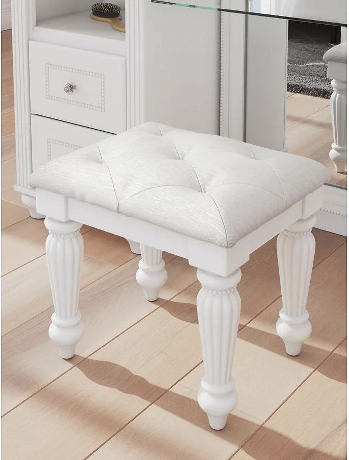 Trindura Vanity Stool In White NCB181901