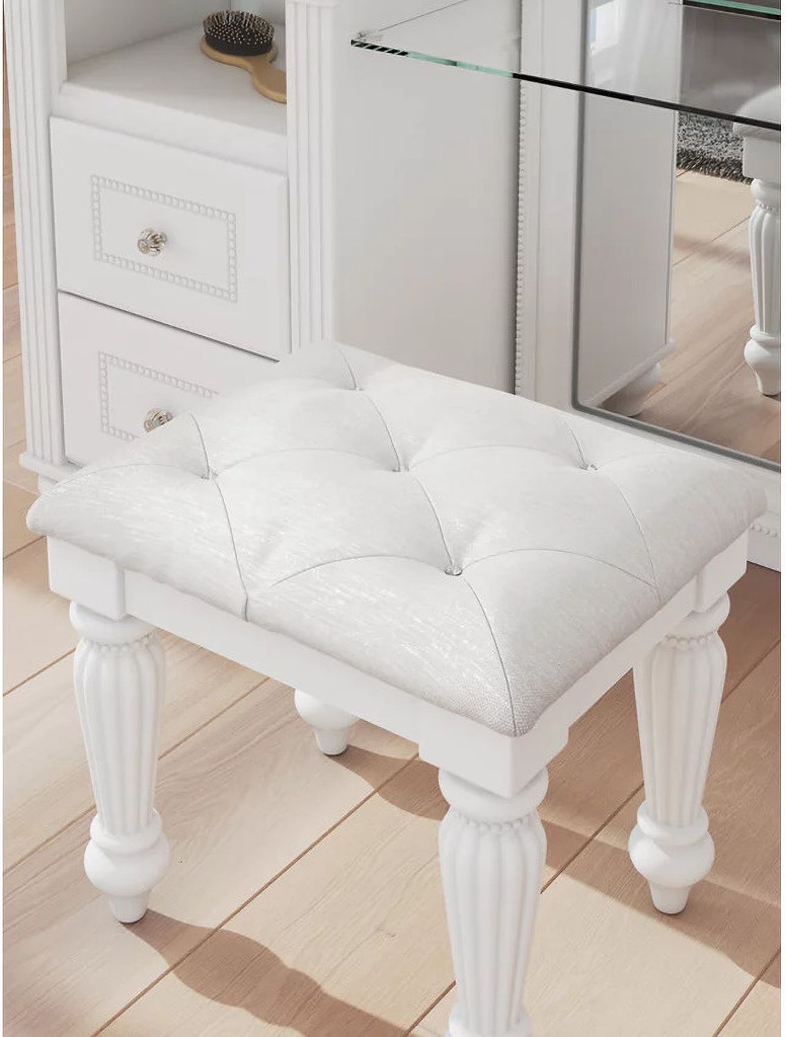 Trindura Vanity Stool In White NCB181901