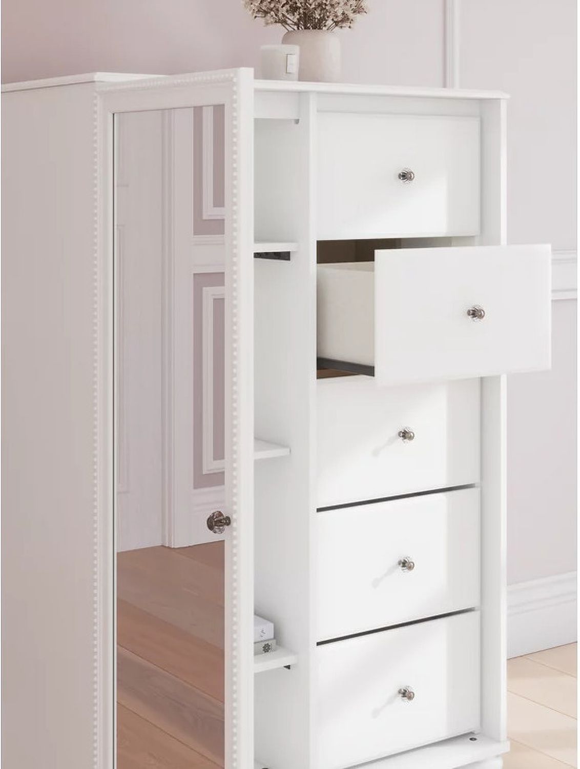 Trindura Dressing Chest In White NCB181948