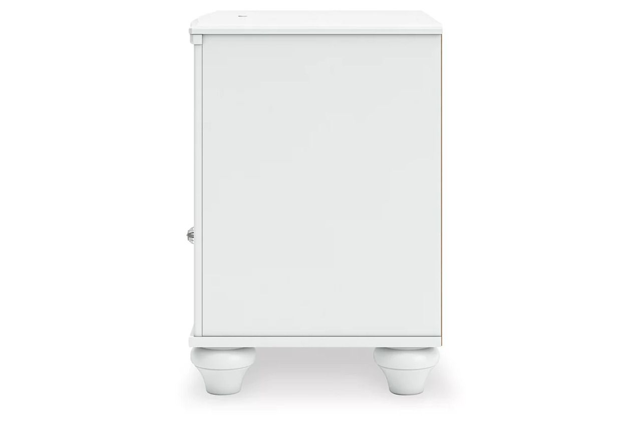 Trindura Nightstand In White NCB181991