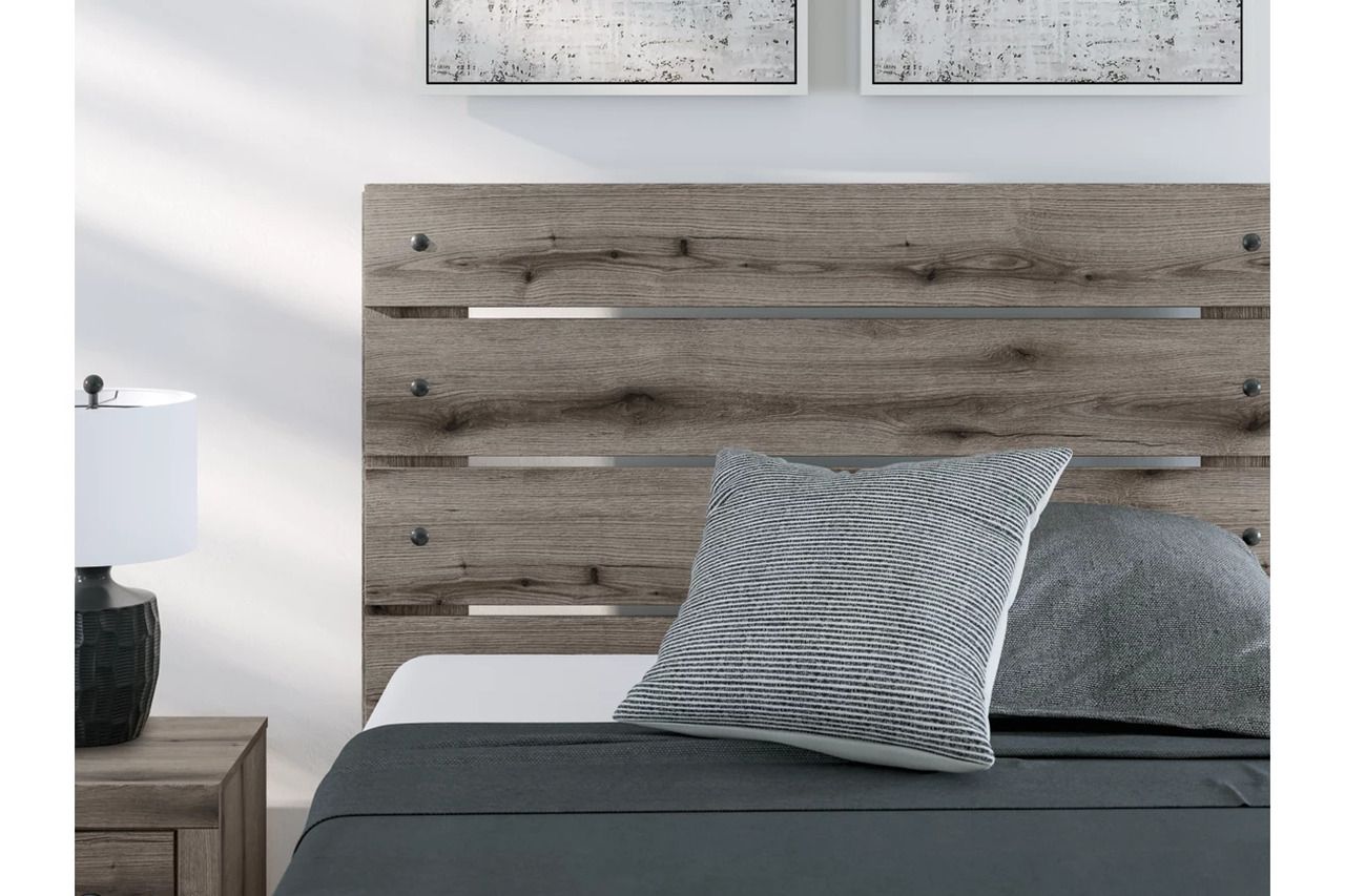 Fondenlane Full Panel Bed with Storage In Brown Gray NCB2405B17