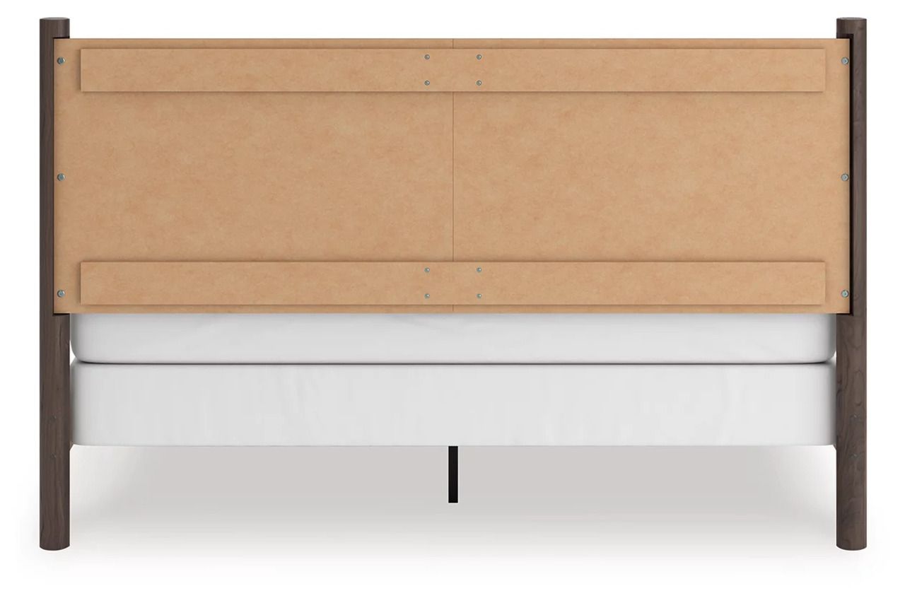 Symarro King Panel Bed In Brown NCB2614B26