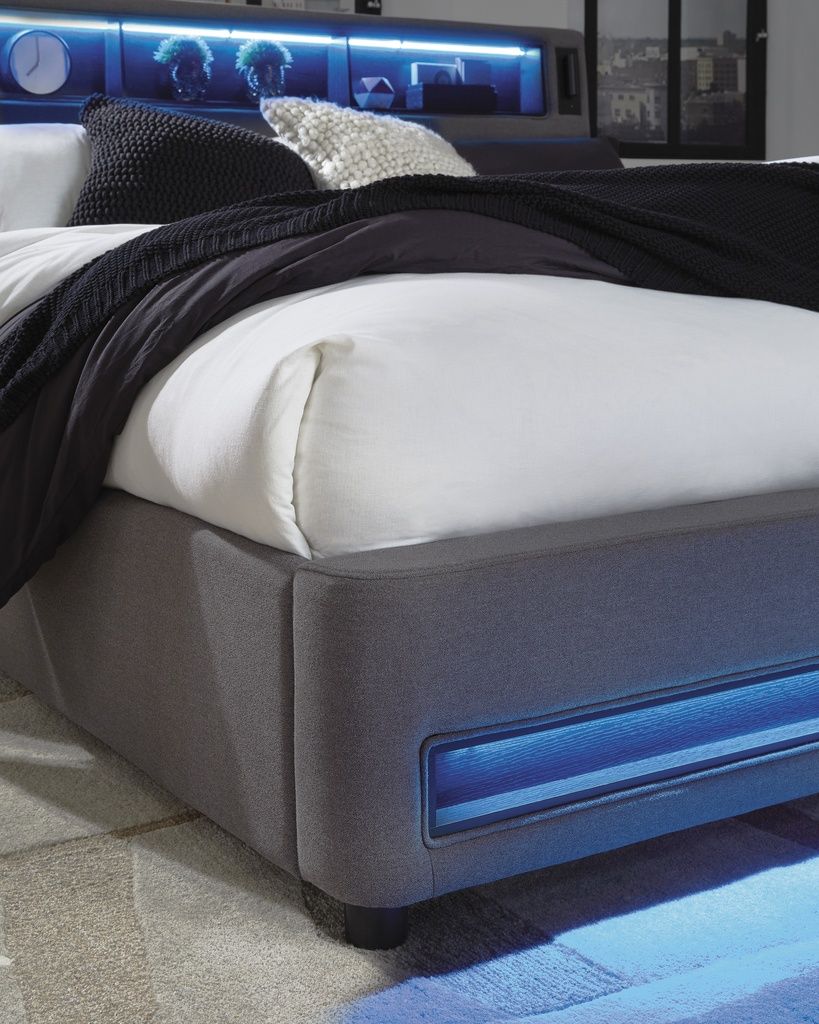 Wronske King Upholstered Bed In Gray NCB2721B21