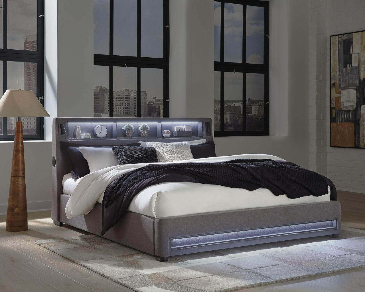 Wronske King Upholstered Bed In Gray NCB2721B21