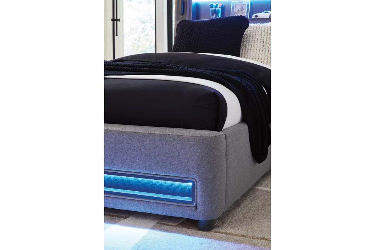 Wronske Twin Upholstered Bed In Gray NCB2721B23