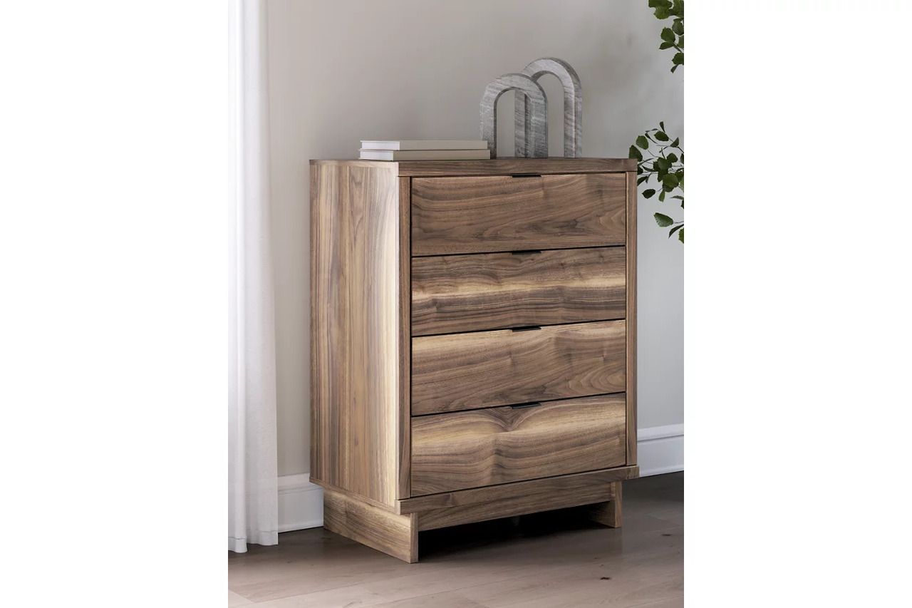 Darcalli Chest of Drawers In Brown NCB3367244