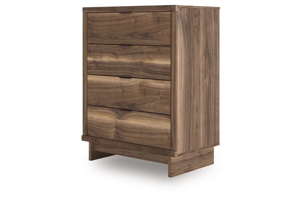 Darcalli Chest of Drawers In Brown NCB3367244