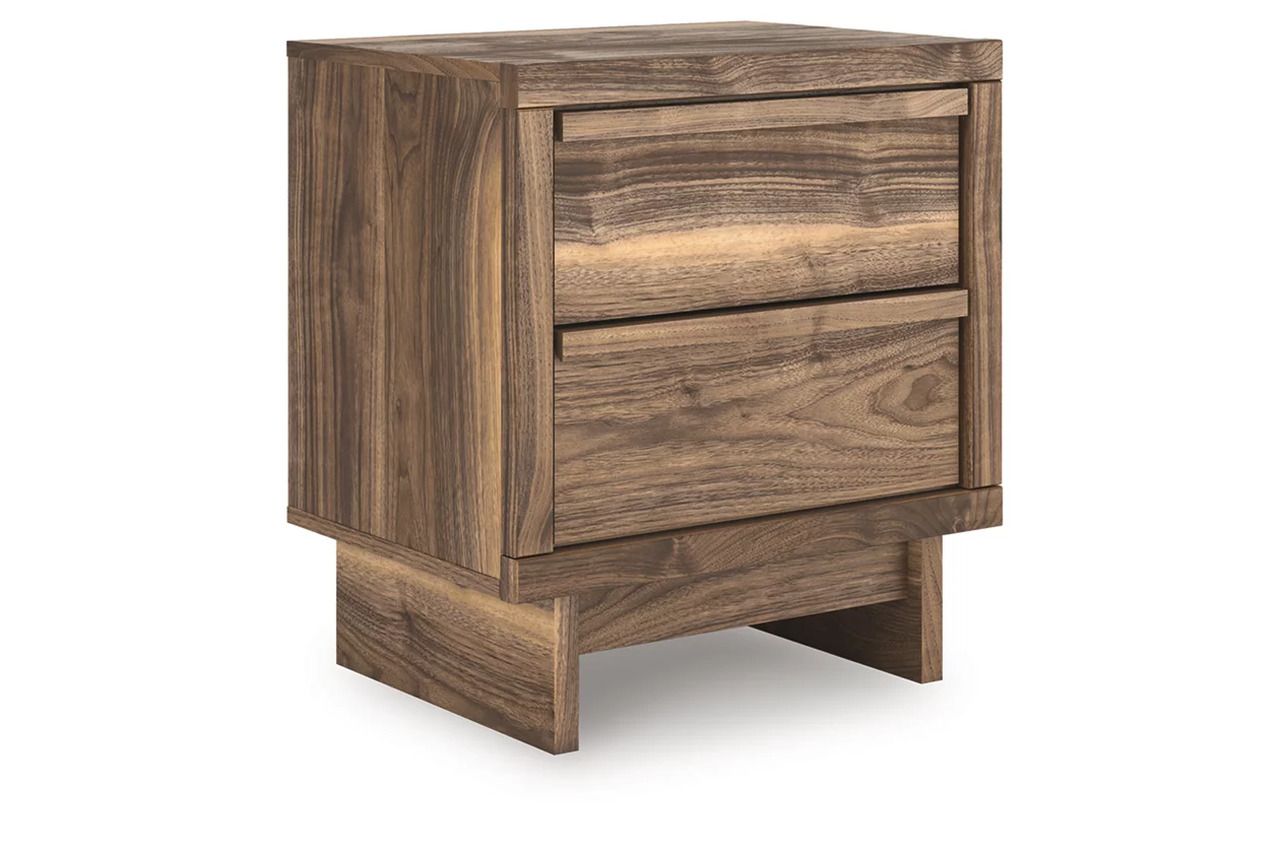 Darcalli Nightstand In Brown NCB336792