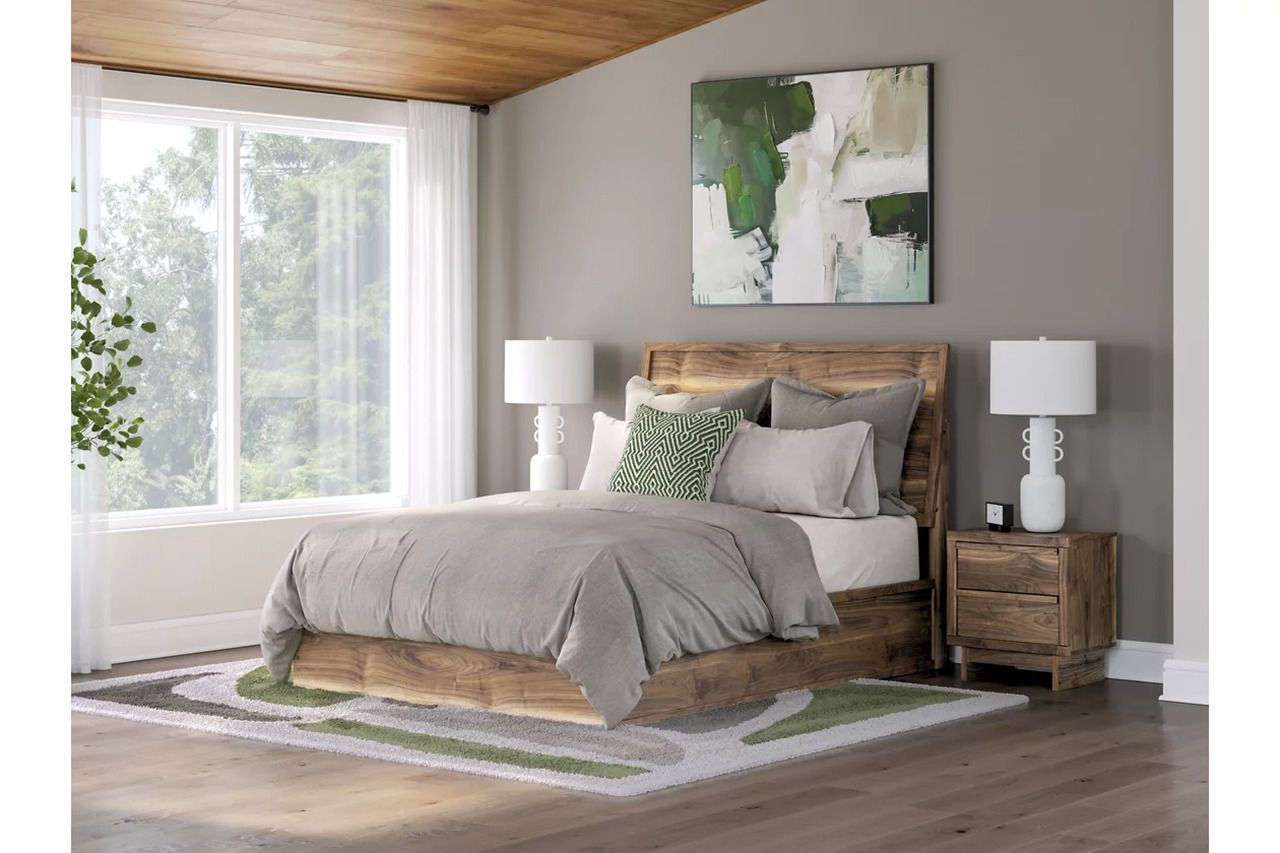 Darcalli Queen Panel Bed In Brown NCB3367B2