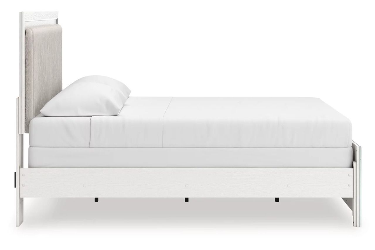 Ravalori King Upholstered Panel Bed In White NCB3381B10