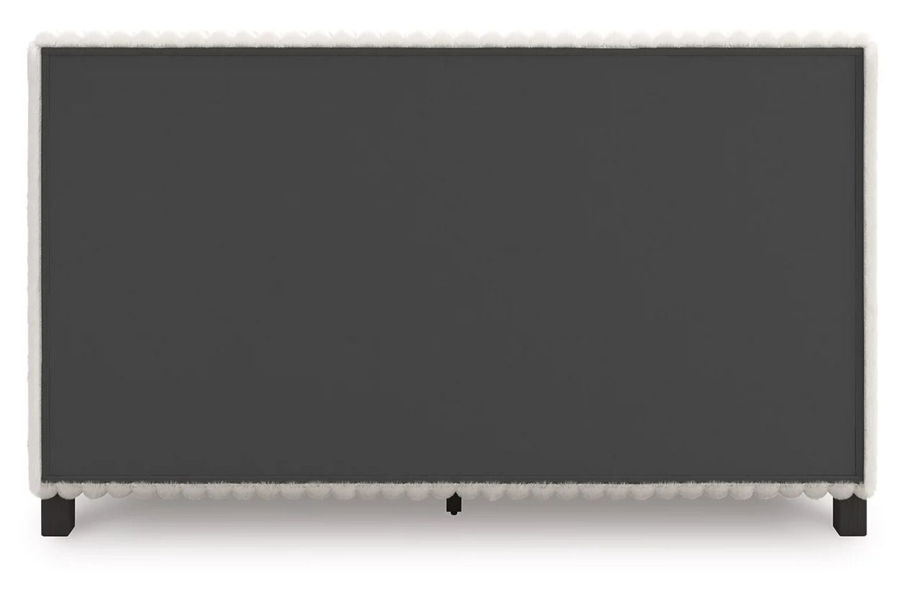 Ravalori Queen Upholstered Bed In White NCB3381B11