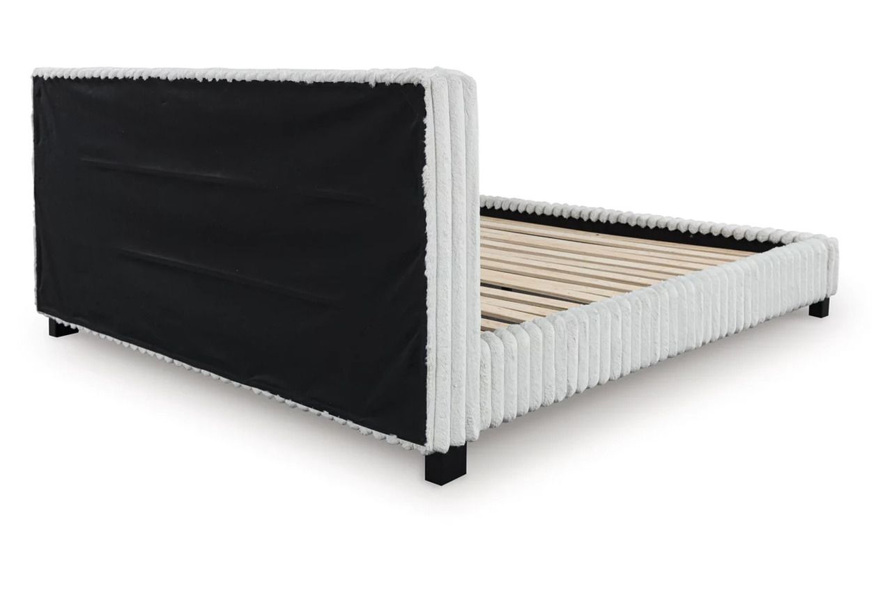 Ravalori King Upholstered Bed In White NCB3381B13