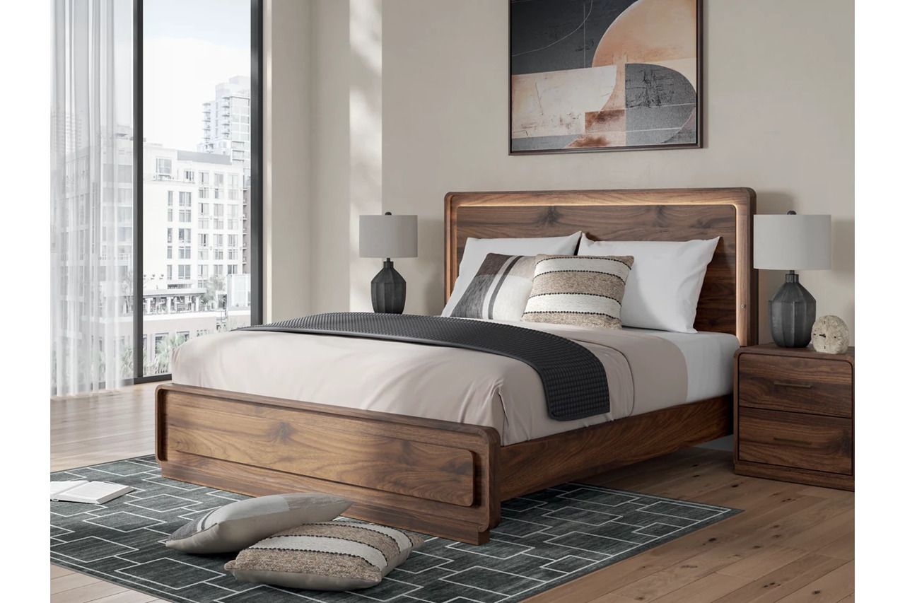 Chadworth King Panel Bed In Walnut Brown NCB386B4