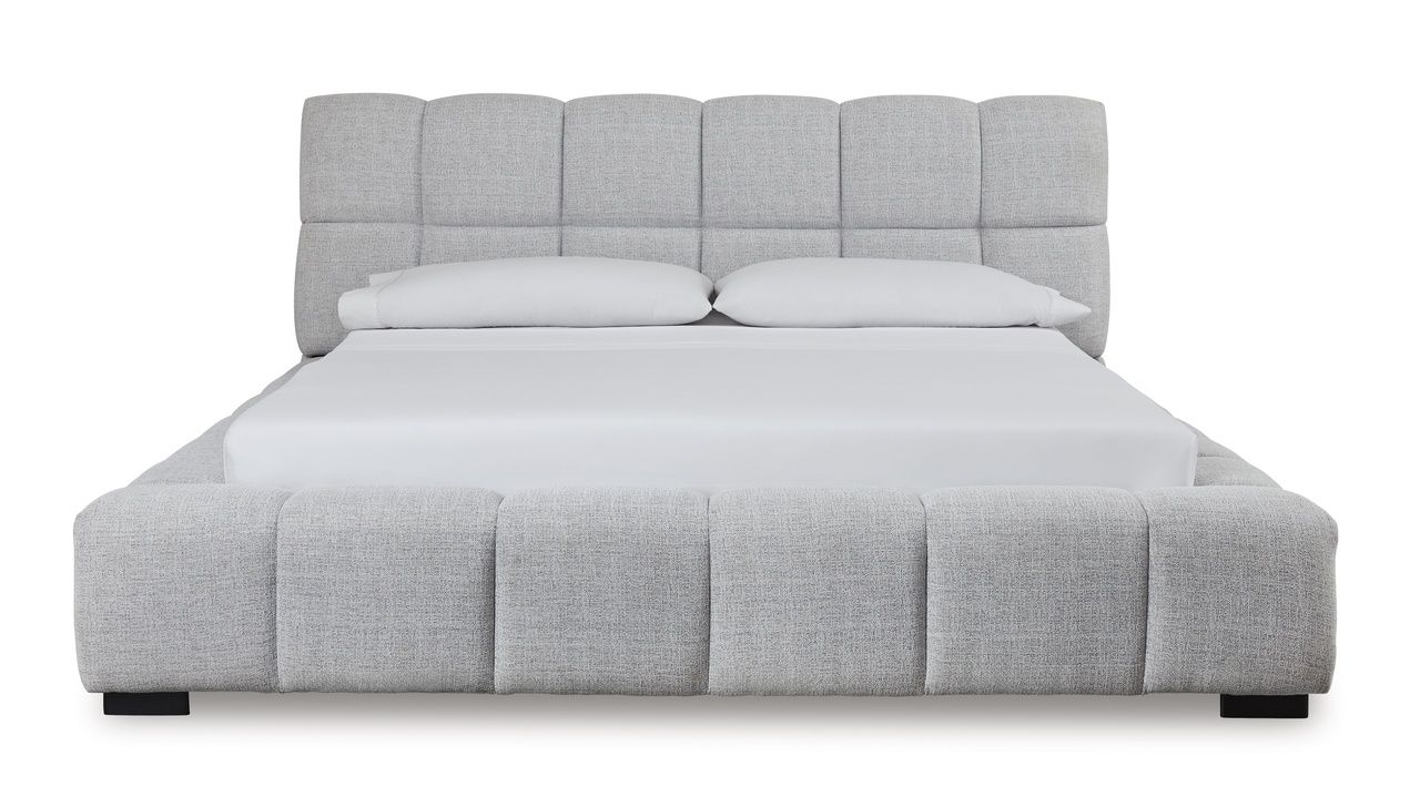 Wisperport Queen Upholstered Bed In Light Gray NCB584B1