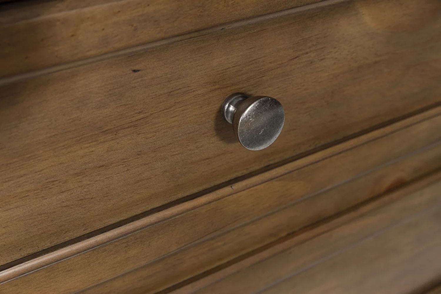 Glarrison Chest of Drawers In Medium Brown NCB77946