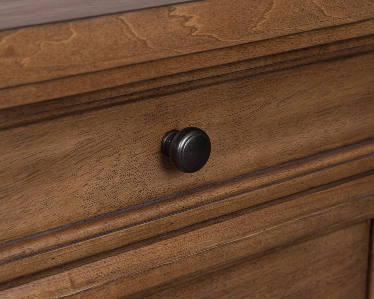 Greddinton Nightstand In Brown NCB82493
