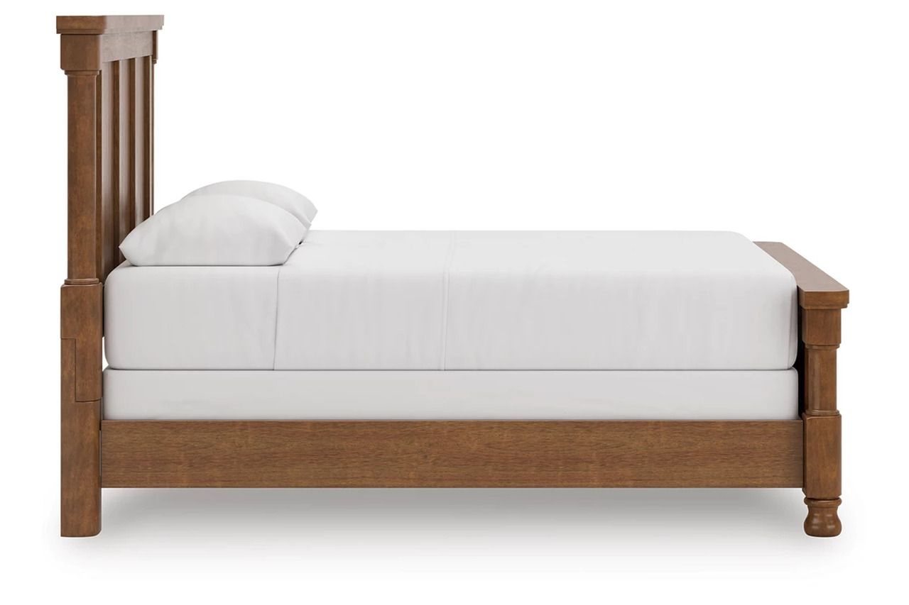 Greddinton Queen Poster Bed In Brown NCB824B2