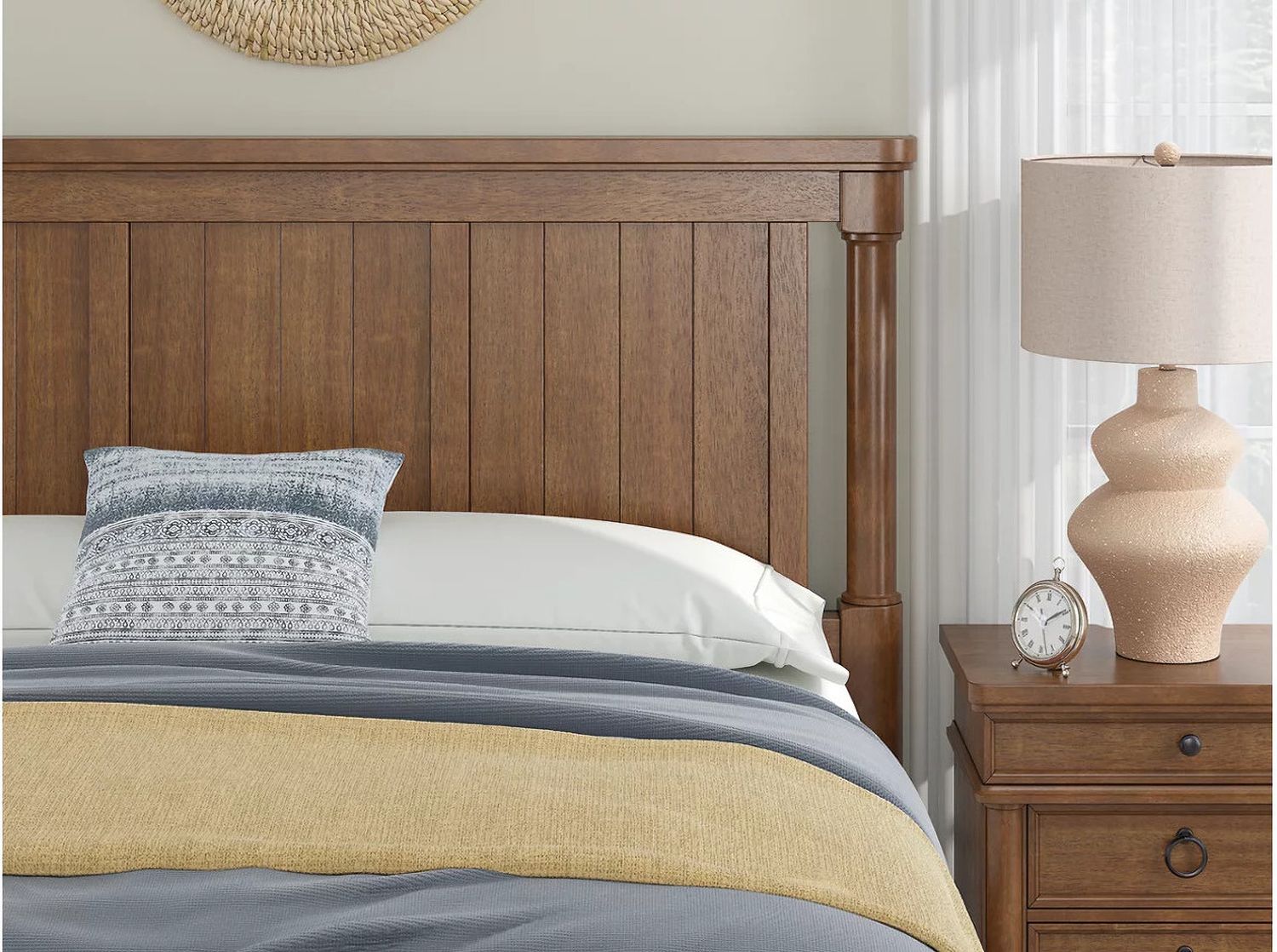 Greddinton King Poster Bed In Brown NCB824B4