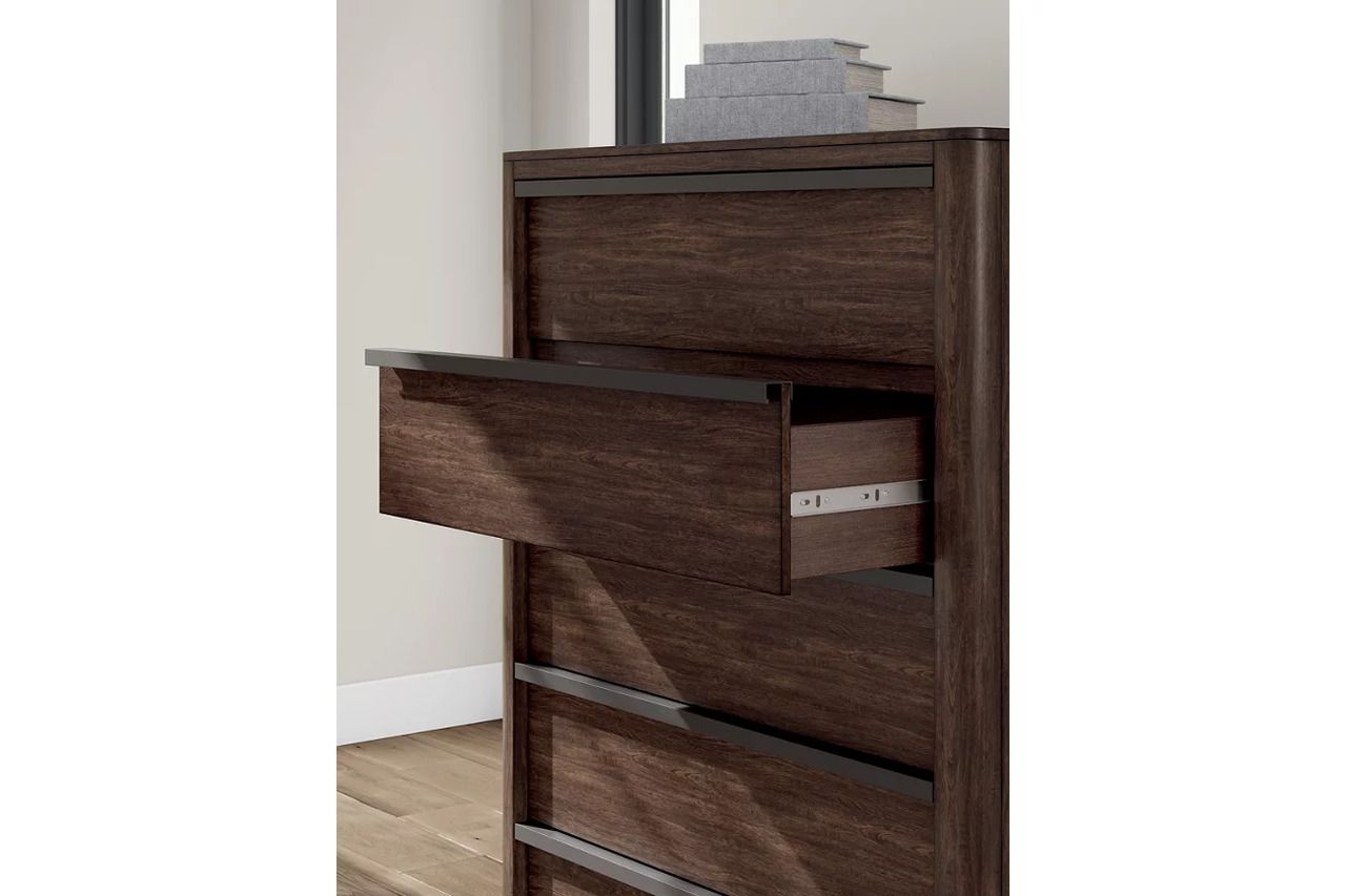 Yingden Chest of Drawers In Dark Brown NCB85746