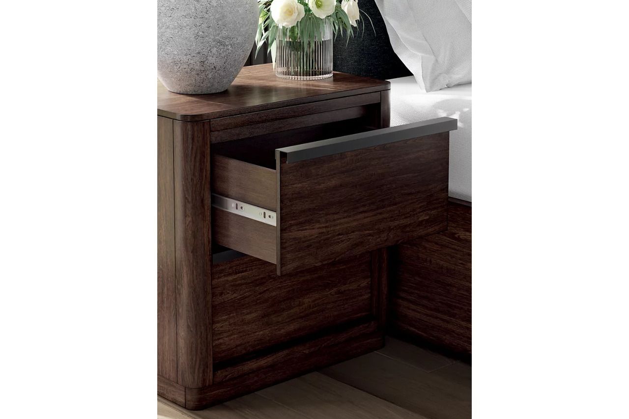 Yingden Nightstand In Dark Brown NCB85792