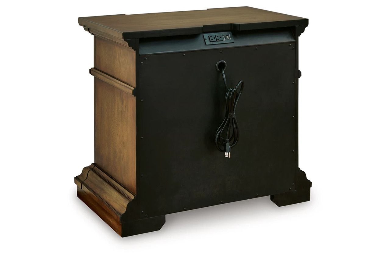 Thoridan Nightstand In Brown NCB94993