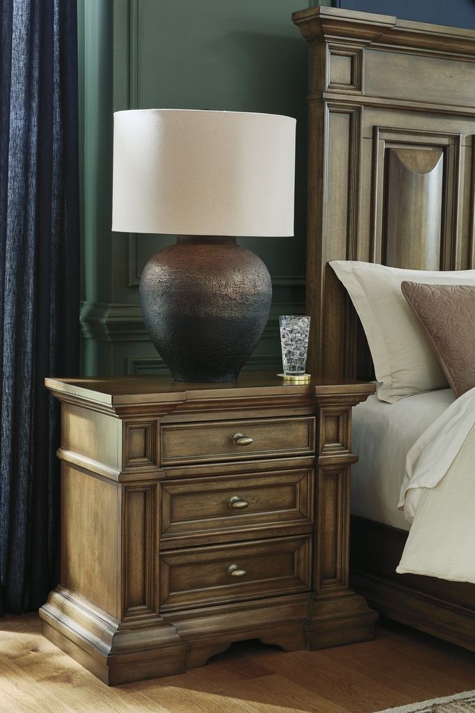 Thoridan Nightstand In Brown NCB94993