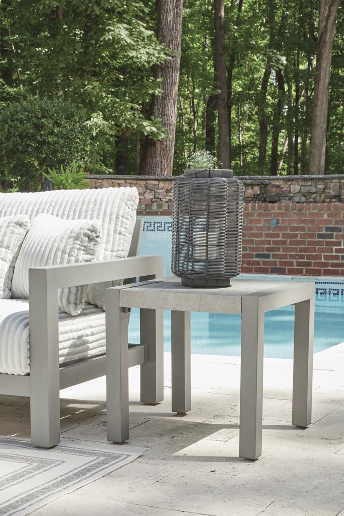 Agoda Pearl Outdoor End Table In Gray NCP695702