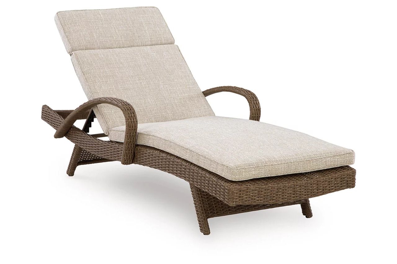 Carmel Bay Chaise Lounge with Cushion In Beige NCP790815