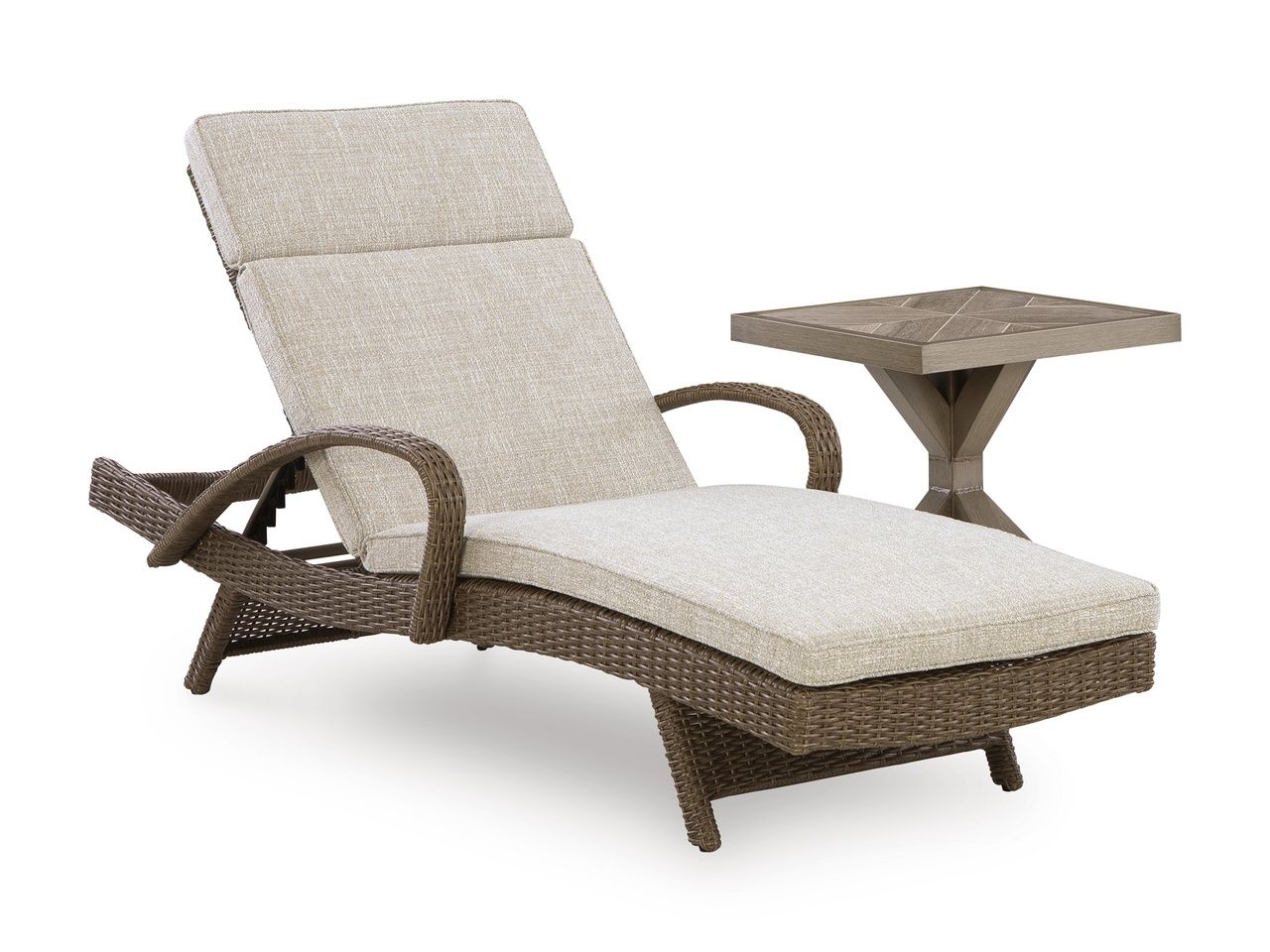 Carmel Bay Chaise Lounge with Cushion In Beige NCP790815