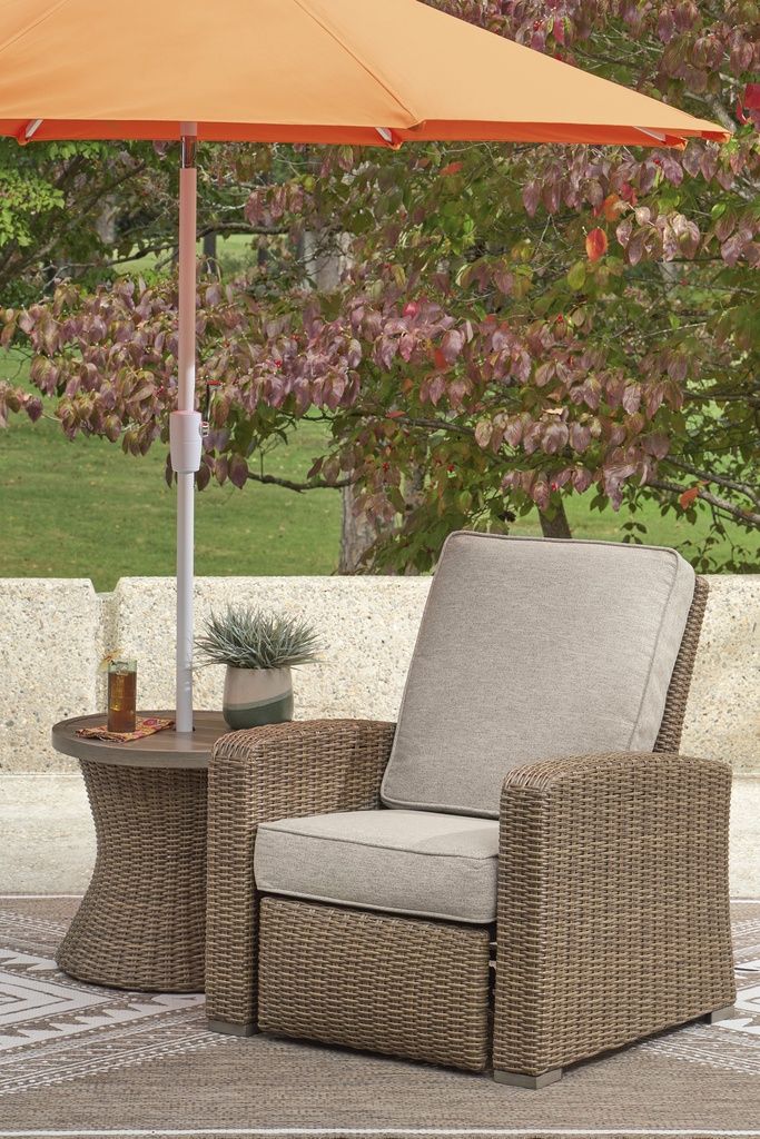 Carmel Bay Outdoor Recliner In Beige NCP790825