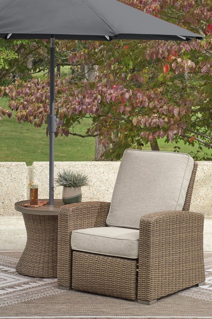 Carmel Bay Outdoor Recliner In Beige NCP790825