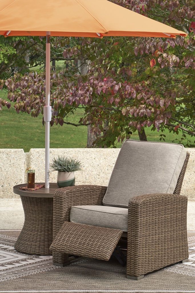 Carmel Bay Outdoor Recliner In Beige NCP790825