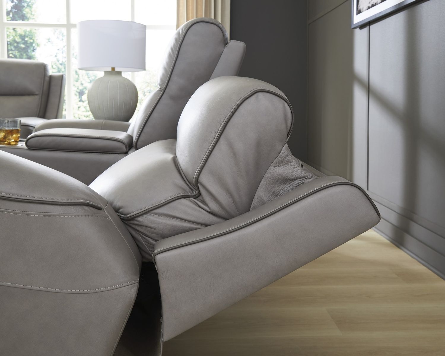 5Z-Dreamlight Power Reclining Sofa In Coin NCU109015