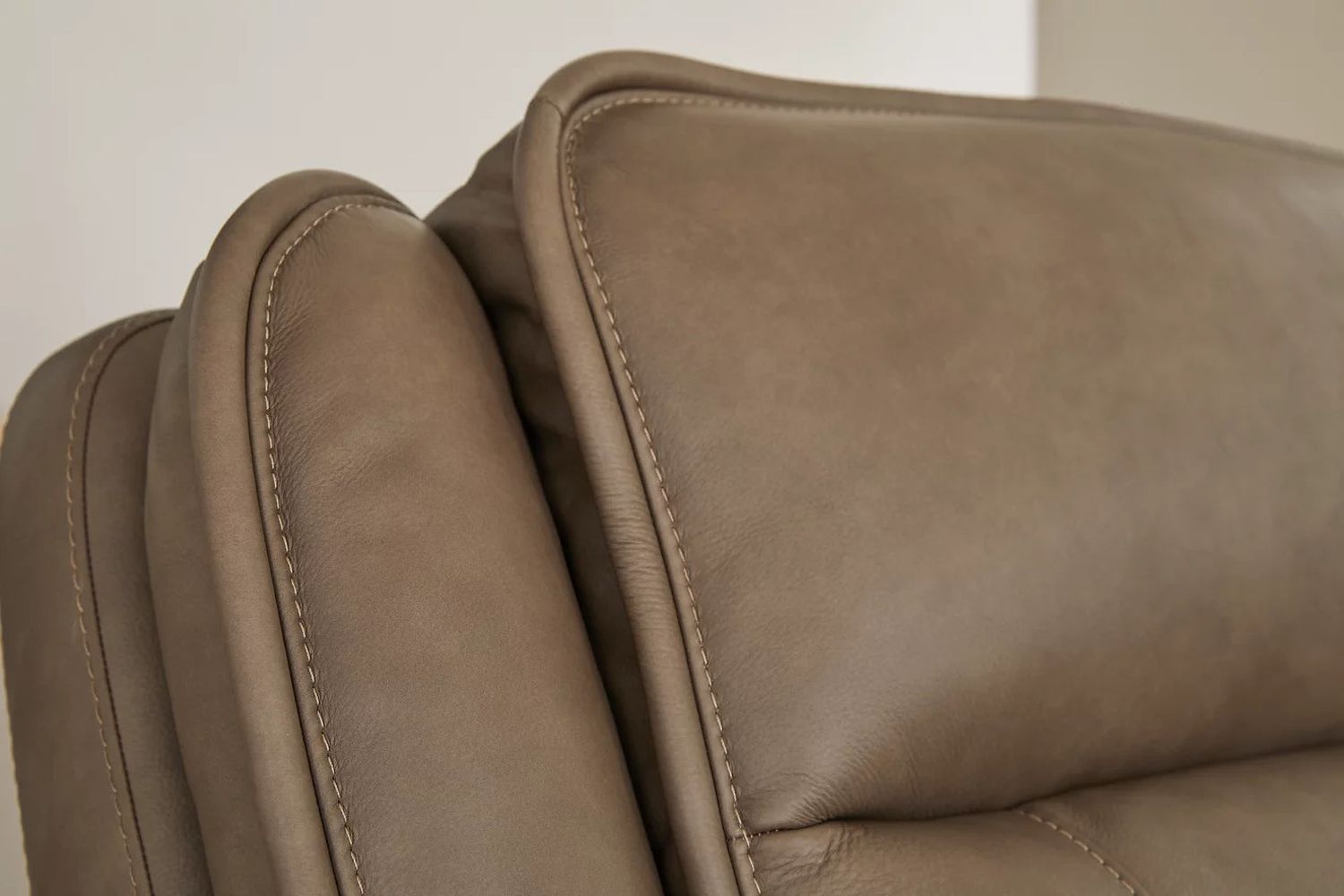 Rondelay Power Reclining Sofa In Sahara NCU1240015