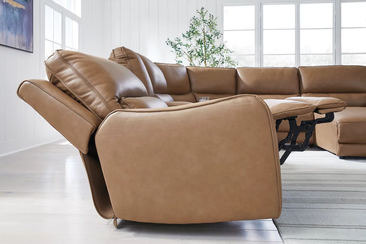 Spear Hill 6-Piece RAF Power Reclining Sectional with Chaise In Caramel NCU62606S6