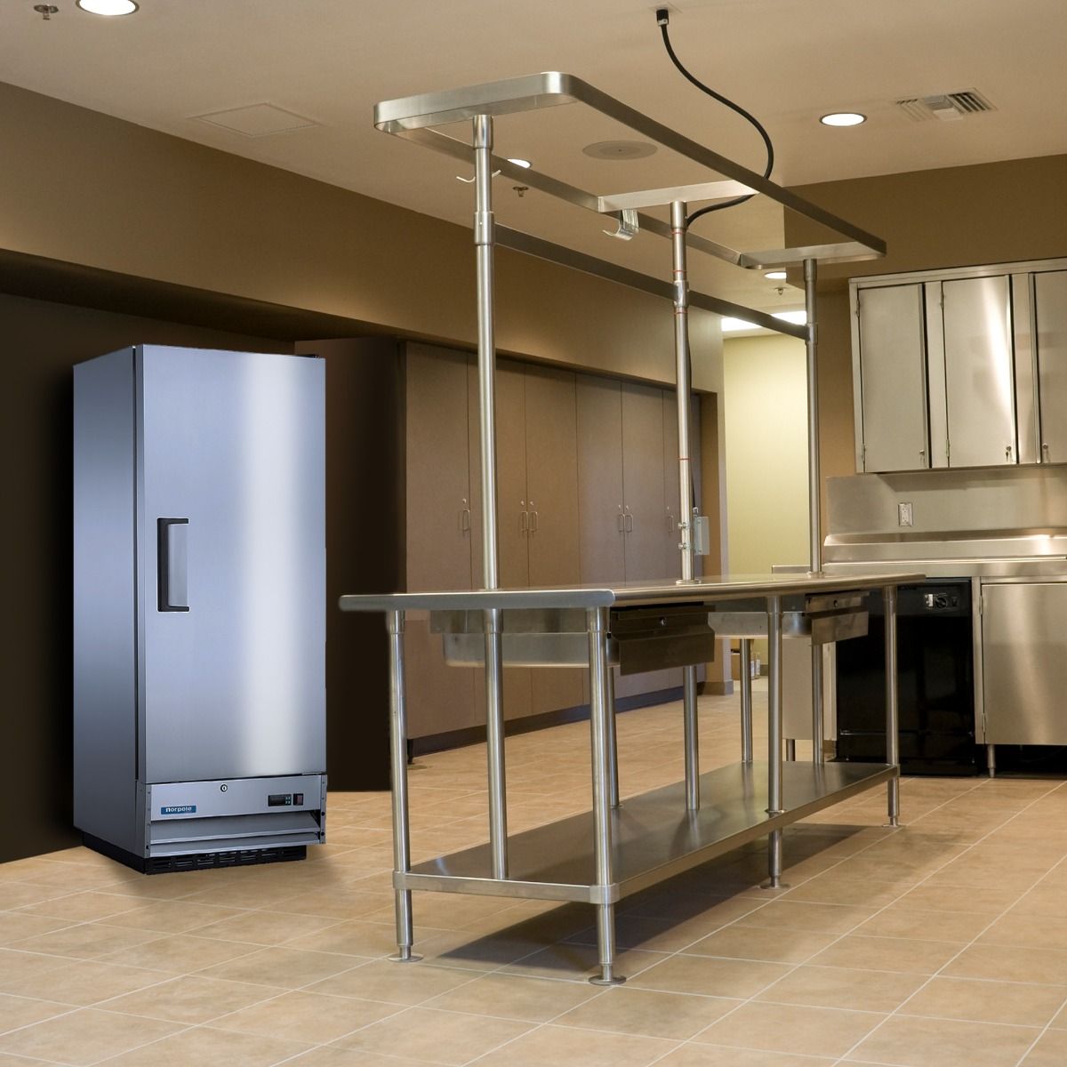 E-series 1 Solid Door Stainless Steel Reach-in Freezer NE12F