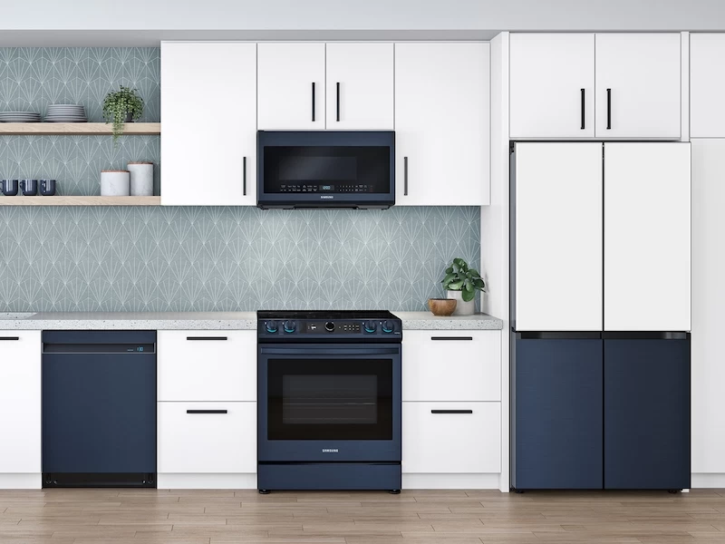 Bespoke Smart Slide-in Electric Range 6.3 cu. ft. with Smart Dial & Air Fry NE63A8711QNAA